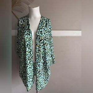 Love J Vibrant Animal Print Kimono Size Small